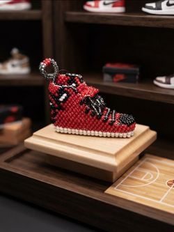 Handmade Beaded Chicago Bulls Miniature High-Top Sneaker Collectible keychain