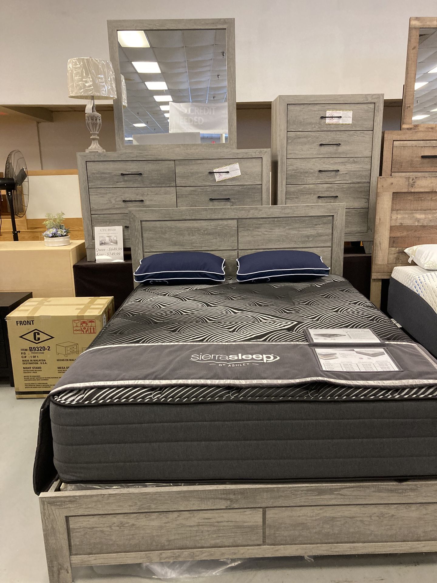King Size Bedroom Group In