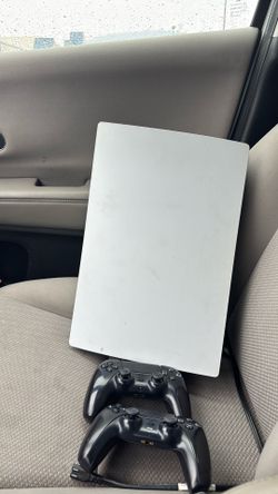 White PlayStation 5 Digital  2 Controllers selling ASAP