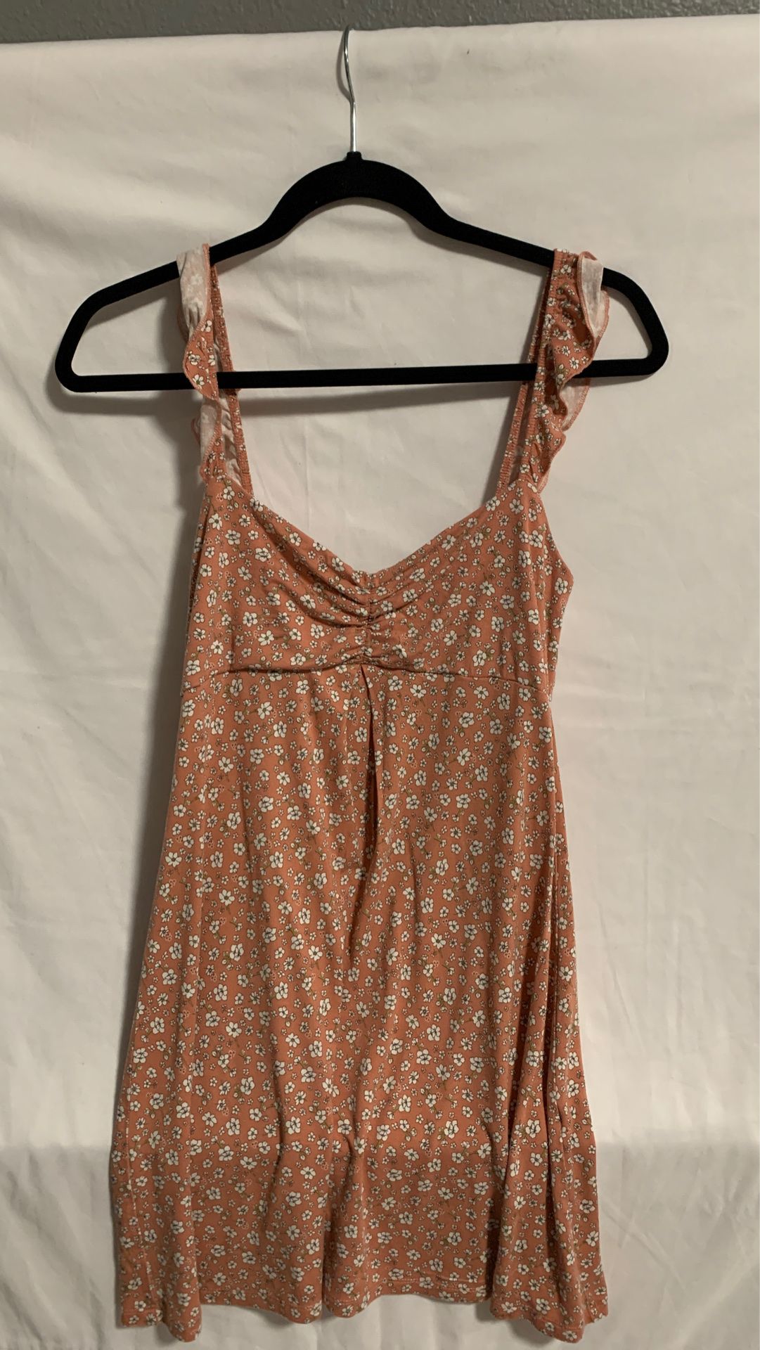 Forever 21 dress ladies peach & white Flowers size M