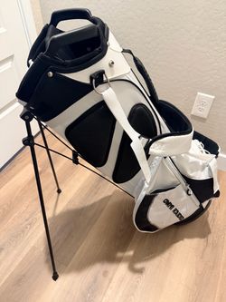 Black & White Omni Raider golf bag