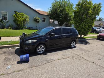 2008 mazda 5