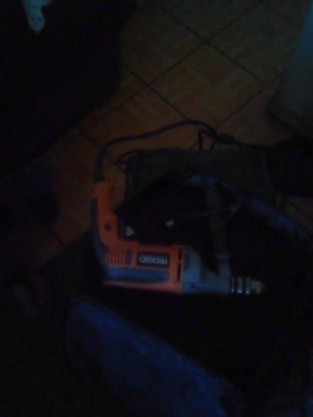Ridgid Reversible Drill
