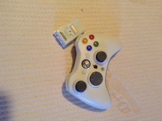 Xbox360 control with rechargeable battery and charger