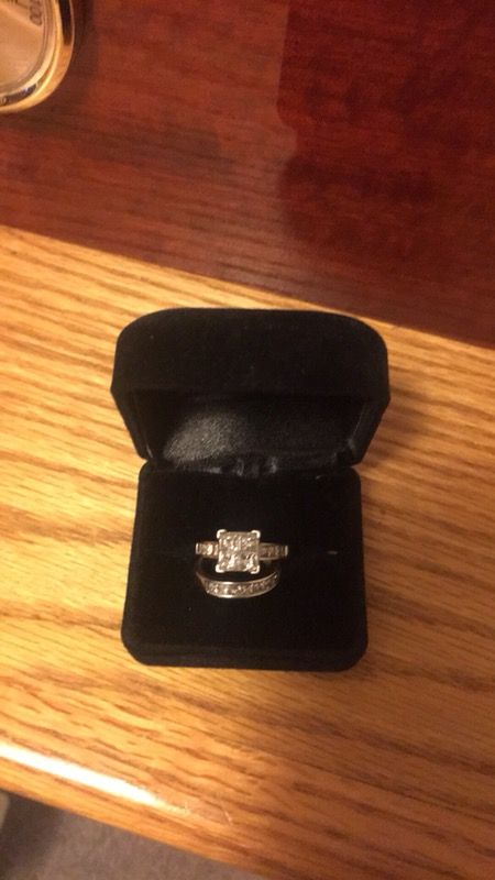 Engagement ring and band