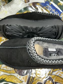 WOMEN'S UGG TAZZ - COZY PLATFORM SLIPPER BLACK