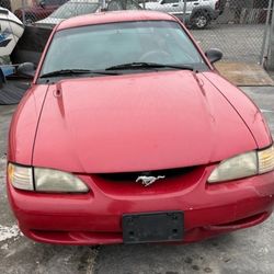 1998 Red Ford Mustang 