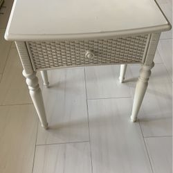 Vintage White Pier I Side Table
