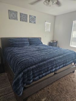 King size bed