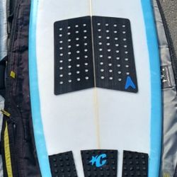 Surfboard 