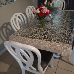 Table With 6 Chairs 