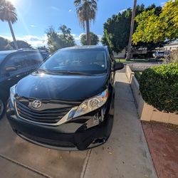 2011 Toyota Sienna
