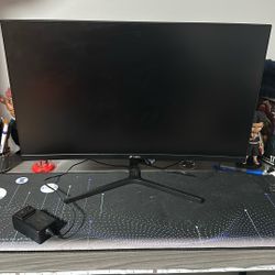 Crua Gaming Monitor 