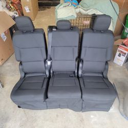 2020 Ford Explorer Seats