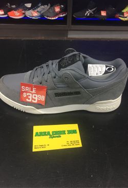 Reebok mens 8,9,10.5