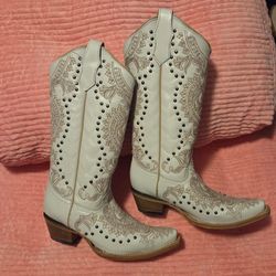 6.5 Circle G White Studded Cowboy Boots