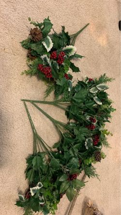 Crafting DIY Flowers for Holiday