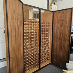 *SLEEK CUSTOM HANDCRAFTED OAK** 400 Bottle Wine Vault / Wine Refrigerator w/Breezaire Cooling System