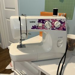 Brother LS 2000 Sewing Machine 