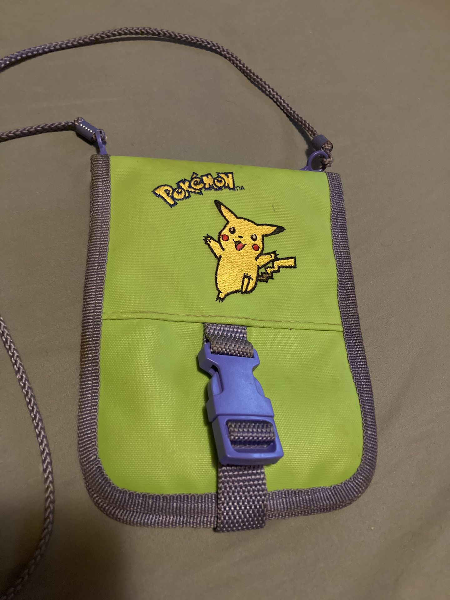 Pikachu Pokémon Game boy Color Carrying Case