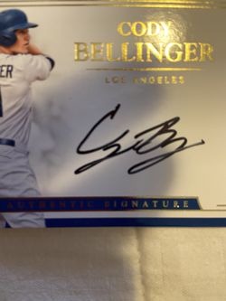 2017 national treasures Cody Bellinger auto jersey book rc