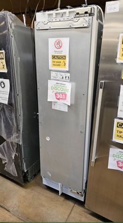 24 inch wide Panel ready refrigerator Thermador