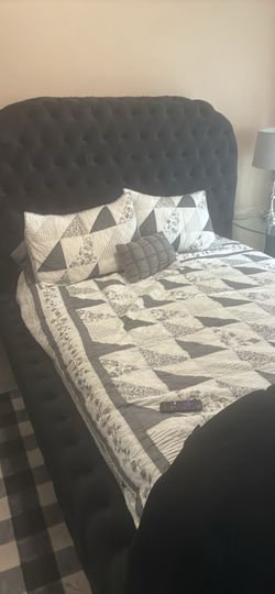 Queen bed with built in TV
