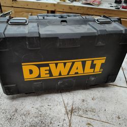 DeWalt biscuit joiner DW682