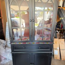 Hutch Cabinet 