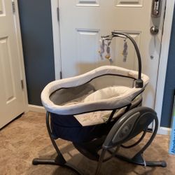Graco Bassinet Rocker