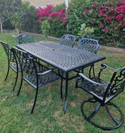 Patio set/outdoor dining set/outdoor Furniture/Cash Only