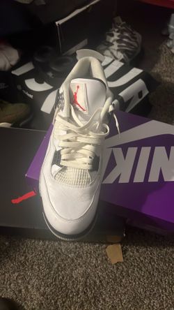 Jordan’s 4s of white cement
