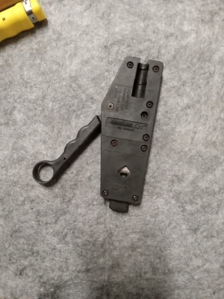 THOMAS & BETTS IT1000 AUGAT SNAP-N-SEAL TOOL $50