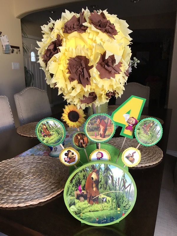 Masha and the Bear centerpiece