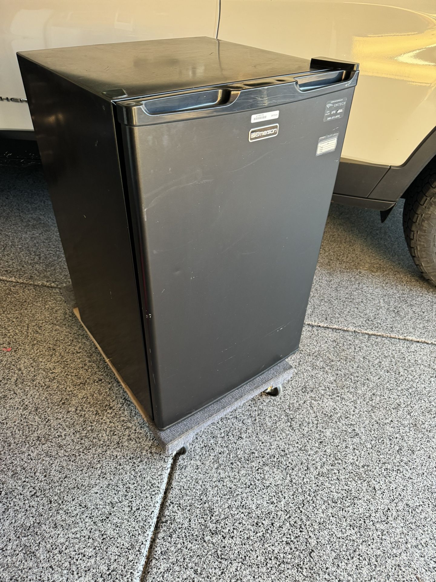 Emerson Mini Fridge Black 4.5 Cu. Ft.