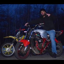 2002 F4i Stunt Bike