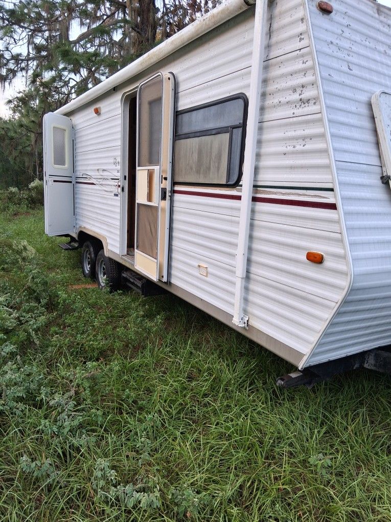 RV Trailer Fixer Upper 