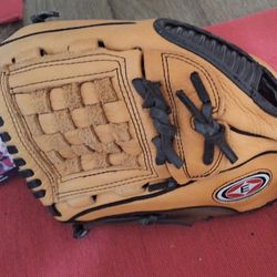 (BB - 17)   EASTON NIF115 YOUTH 11.5 BALL GLOVE