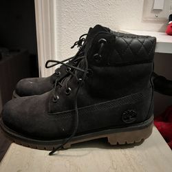 Black timberlands 