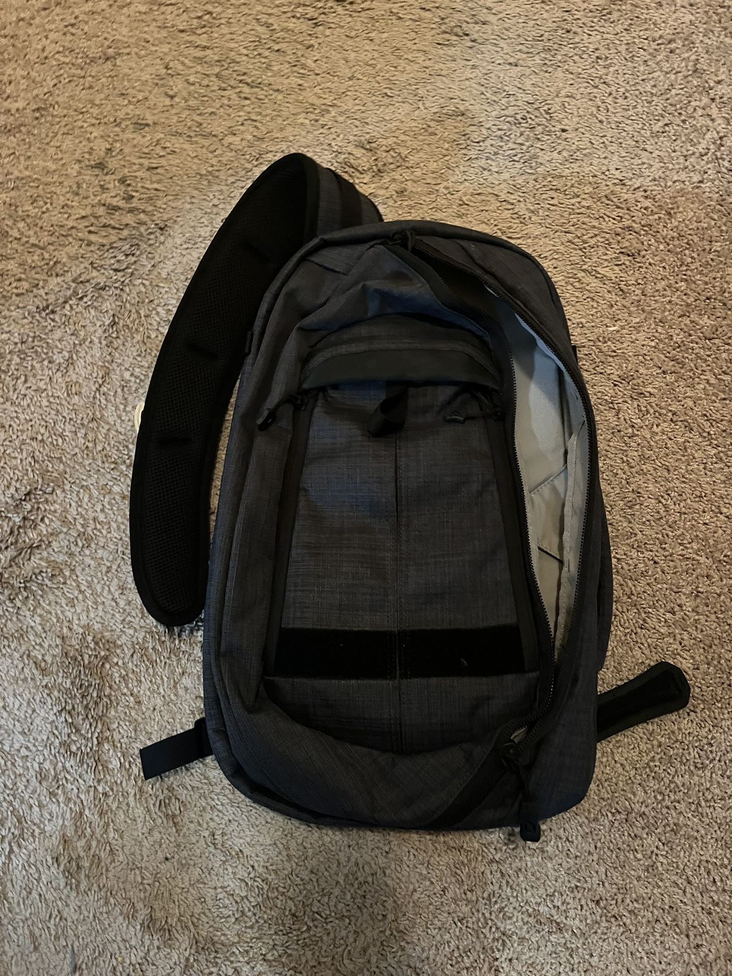 Vertx Sling Bag 2.0