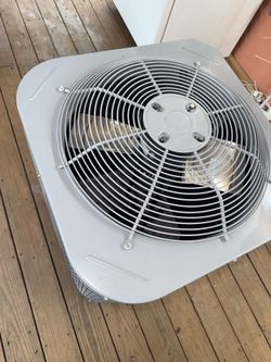 2024 SmartComfort 2 Ton Heat Pump Condenser – R-410A – Excellent Condition