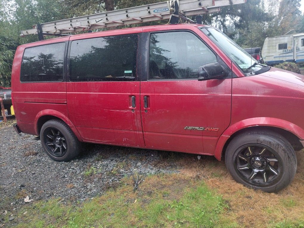 Astro Van 