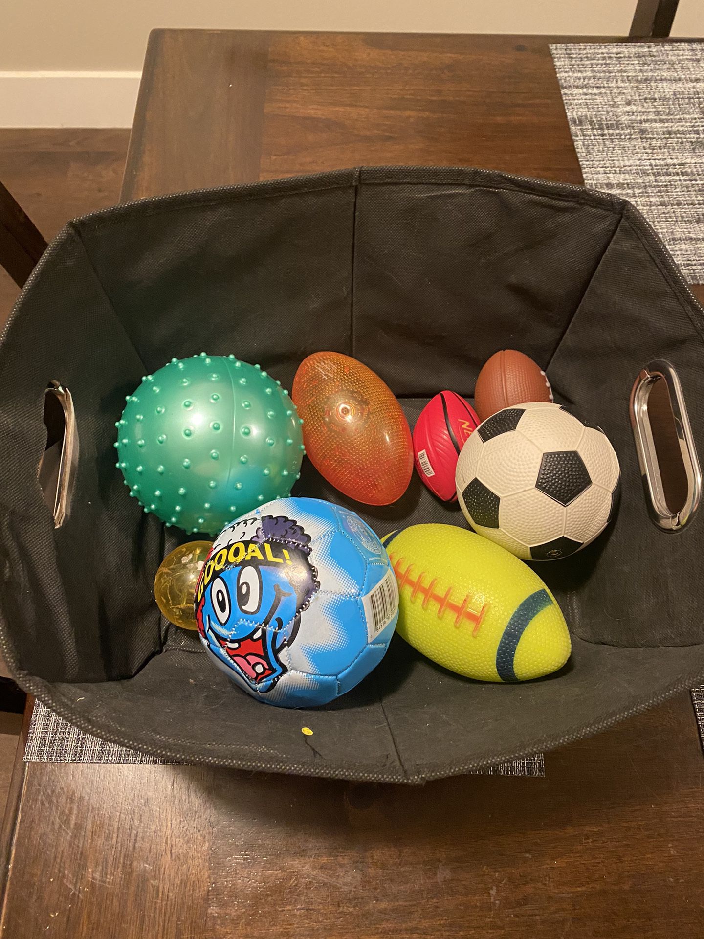 Lot Of 8 Small Balls And Basket Football Soccer 