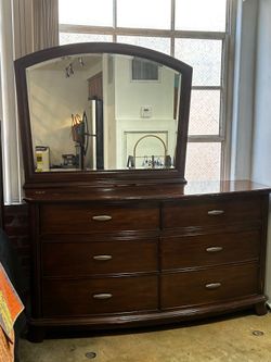 MOVING SALE