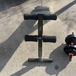 Foldable incline bench with weights