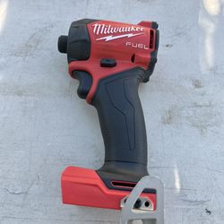 Milwaukee M18 FUEL SURGE 18V Lithium-Ion Brushless Cordless 1/4 in. Hex Impact Driver (Tool-Only