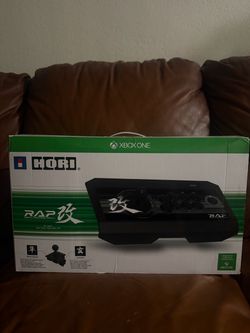 HORI Real Arcade Pro.V Kai Arcade Fight Stick (Xbox One / Xbox 360 / PC)