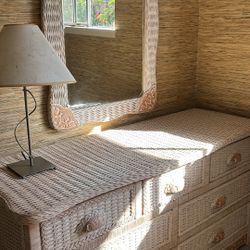 Ivory wicker Bedroom Set