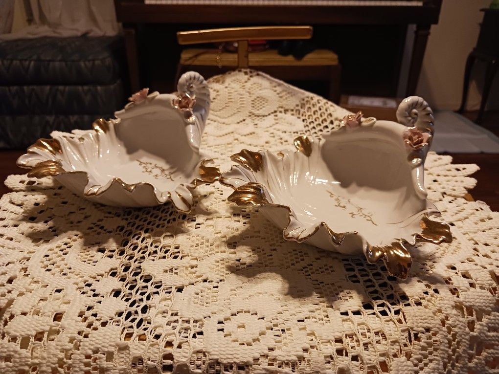  Two VINTAGE  Bone  CHINA  PIECES  PERFECT CONDITION 