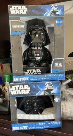 2 Pieces Star Wars Candy Dispenser